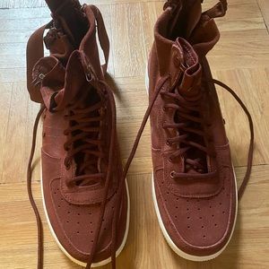 Mahogany Basketball shoes - brand new